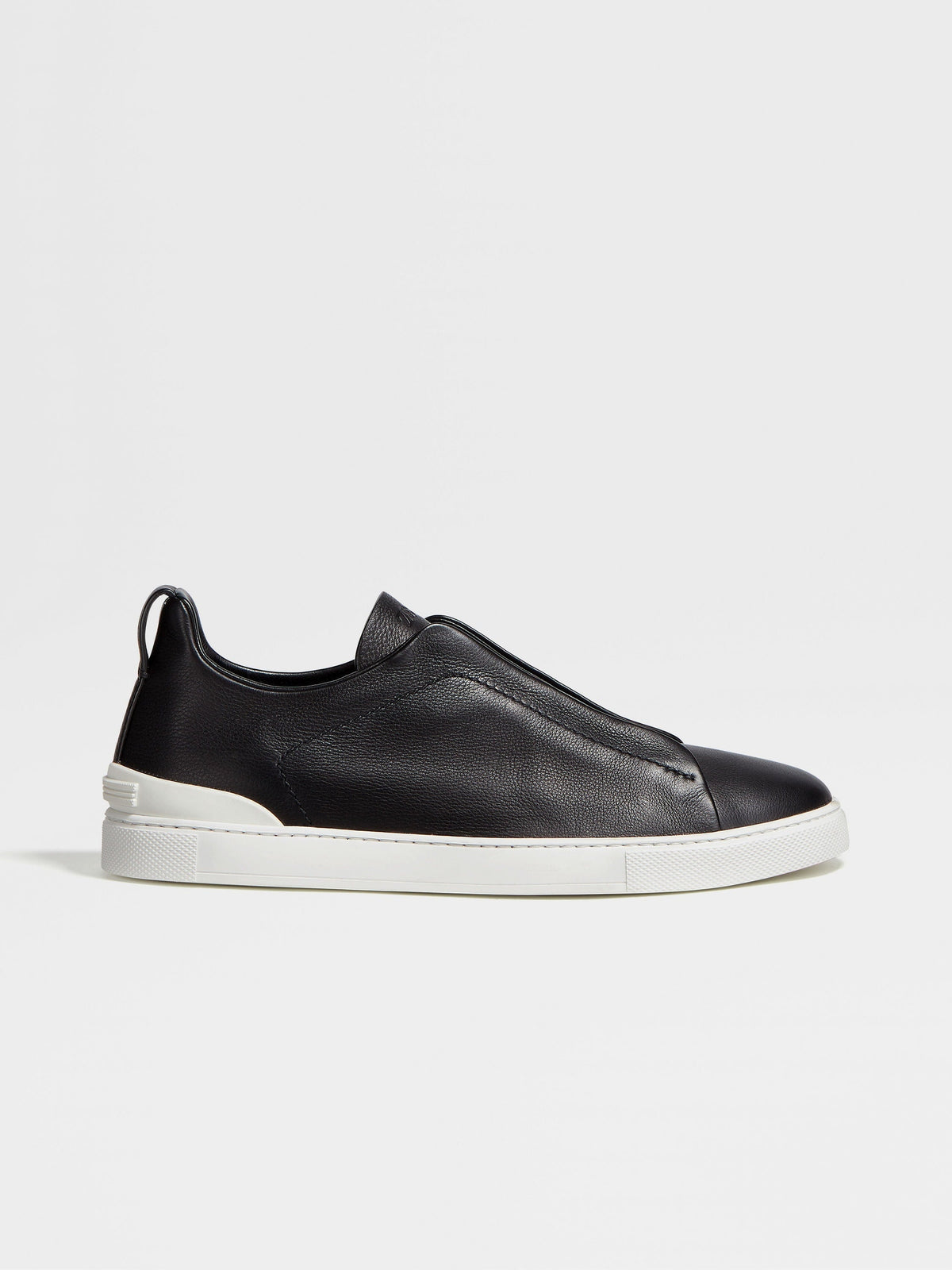 Sorrento Slip-On Black / White Sole — Sterling & Co.
