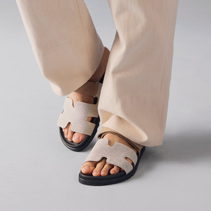 Cyprhe Sandal Plum / Sandy beige