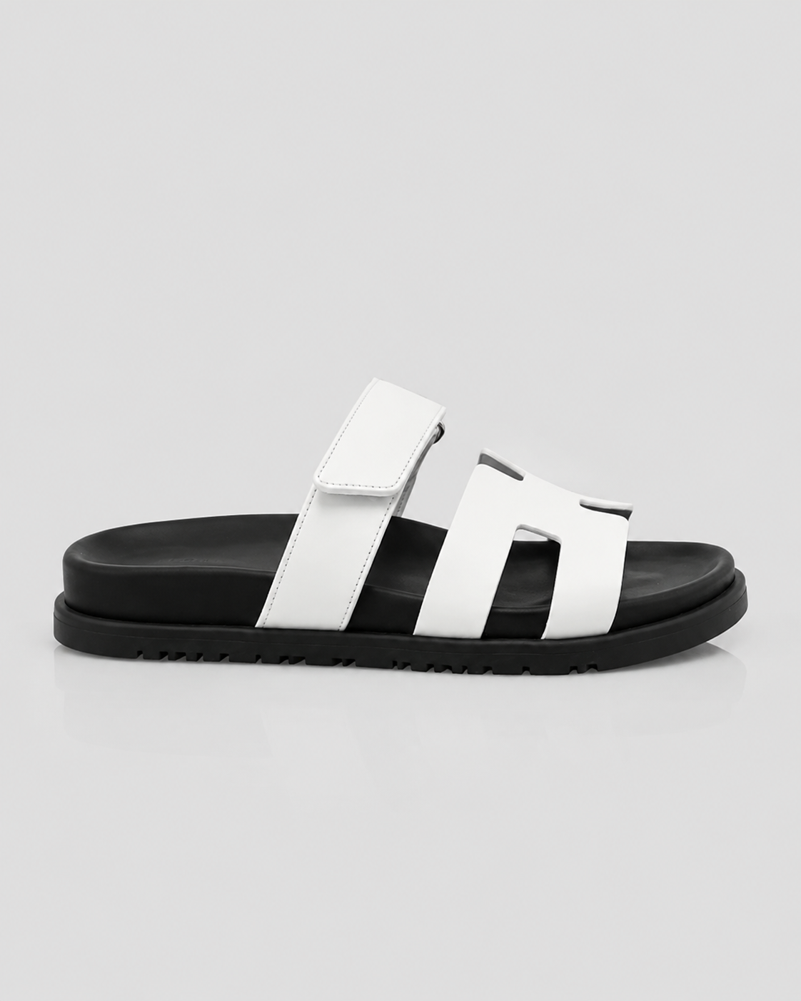 Cyprhe Sandal White